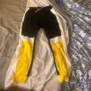Fashion nova joggers